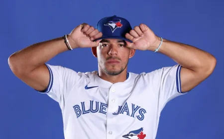 Jose Berrios to See Doctor About Elbow as Spring Training Looms