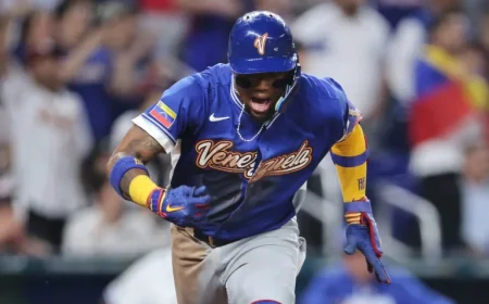 Wilyer Abreu and the Quiet Space Around a Shutout Night