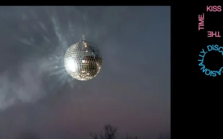 Harry Styles New Album: On the dance floor, a voice that keeps saying “you”