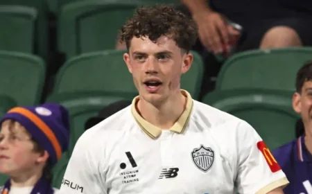 A League rivals Jesse Randall and Lachlan Rose set to become Dundee United teammates