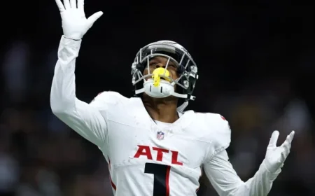 Eagles Showed Interest in Darnell Mooney Before Giants Signing