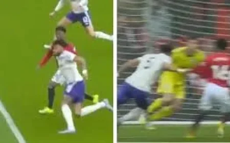 Amad Diallo denied by Martinez as Man Utd and Villa finish goalless