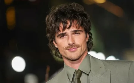 The Oscars: A Red Carpet That Feels Like Home for Stars and Strangers