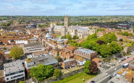 Meningitis outbreak at University of Kent: Two dead and up to 13 cases under investigation