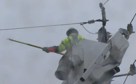 Power Outage San Antonio as a Late-Season Cold Front Brings 50+ mph Winds