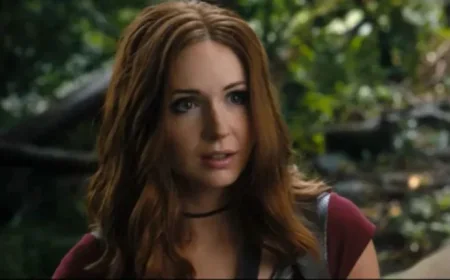 Karen Gillan’s Final-Day Antics on Jumanji Set Spark New Buzz — Inside the Wrap