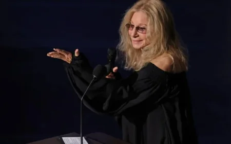 Barbra Streisand Performs ‘The Way We Were’ for Redford at Oscars