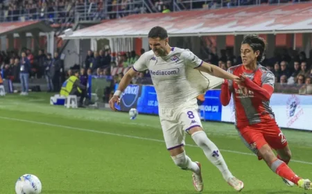 Fiorentina strike twice as Cremonese struggle to respond in live 0-2 swing