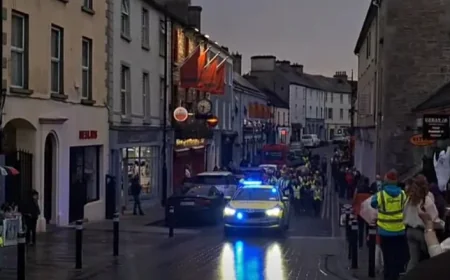 Parade St Patrick: Kinlough’s Midnight Gamble and Carrick-on-Shannon’s Volunteer Salute
