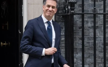 Nigel Cut My Bills: Reform’s Promise to Scrap VAT and Green Levies Stokes a New Energy Fight