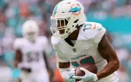 Pat Surtain and Jaylen Waddle’s “fight” talk exposes the NFL’s offseason attention economy