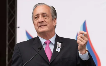 USPS Considers Reducing Delivery Days Amid Financial Crisis, Postmaster General Warns Lawmakers