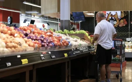 Iran Conflict Disrupts Strait of Hormuz Oil Supply, Raises Global Costs