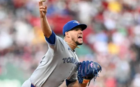 José Berríos Suffers Stress Fracture in Elbow