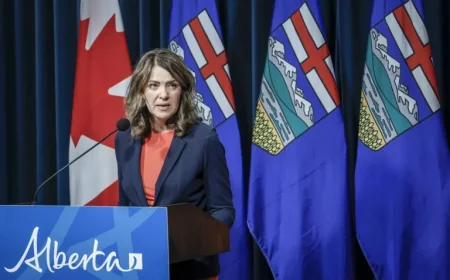 Saudi Arabia invitation led Alberta premier to private flight, Smith says