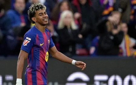 Barcelone – Newcastle: 10,000 Fans, a Bracelet Scam and a 30‑Minute Goal Flurry