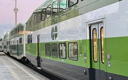 Gotransit running again after police investigation west of Union Station