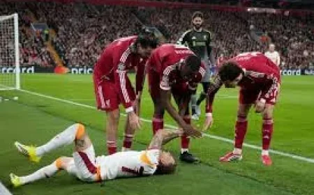 Noa Lang thrown into Anfield chaos after Osimhen injury sparks flashpoint