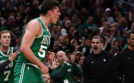 Celtics DEMOLISHING Warriors 52-34 — LIVE Second Quarter at TD Garden