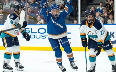 Goldeneyes defeat Sirens to snap 4-game skid — Segedi’s first PWHL goal fuels 5-2 victory