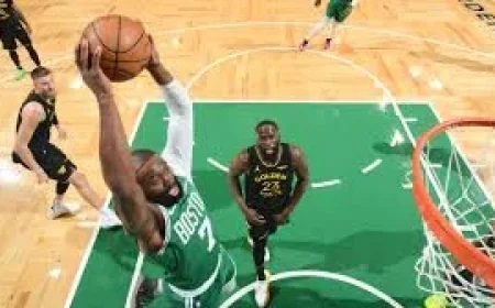 Rockets’ Amen Thompson: Records another double-double that belies the loss