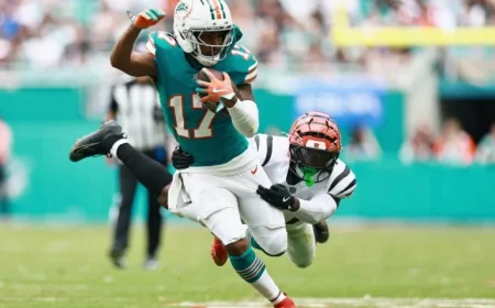 Broncos Showed Interest in Jaylen Waddle Before NFL Trade Deadline