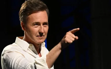 Edward Norton Wows Crowd With Powerful Poetry Reading as Colbert’s Program Nears End