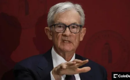 Bitcoin Price Sags After Fed Pause and Powell Warnings, Selling by OGs Adds Pressure