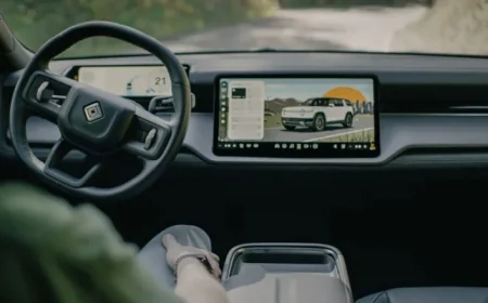 Uber Commits $1.25 Billion to Rivian in New Robotaxi Agreement