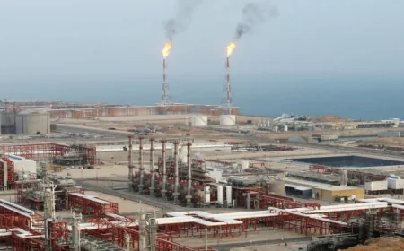 Iran War Oil Prices: A Qatari Gas Control Room Watches Contracts Break and Tempers Rise
