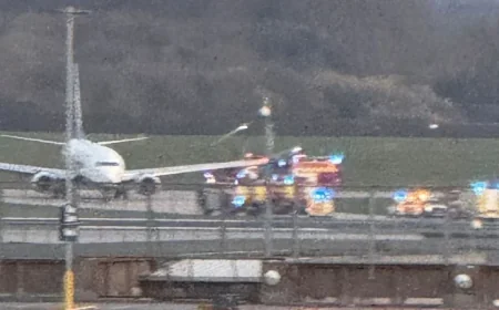 Manchester News: Firefighters Rush to Ryanair Plane — What We Know and What It Reveals