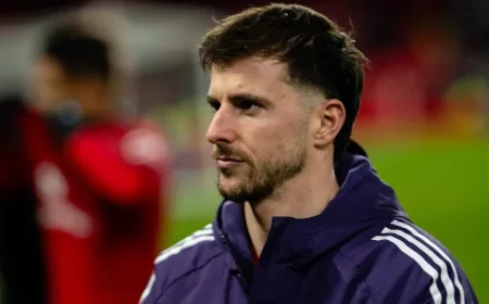 Mason Mount: Why Carrick Is Tempering His Return as Fernandes Chases an Assist Record