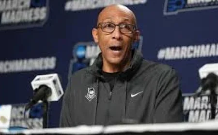 Johnny Dawkins and UCF’s extension talks: 3 signals behind the silence