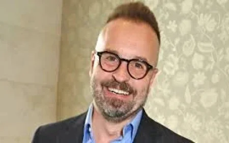 Alfie Boe swaps arias for indie nostalgia: shock rock turn and a tribute to Mani