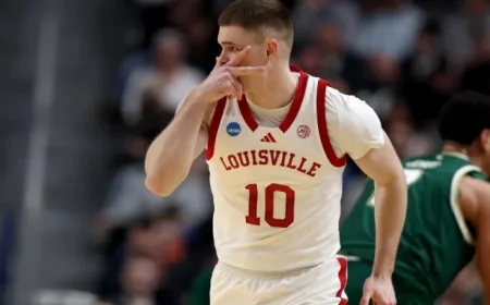 Louisville and Michigan State Clash in NCAA Tournament Second Round Preview