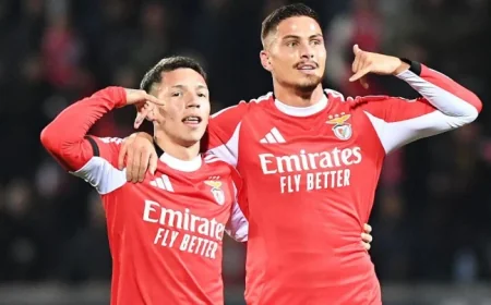 Benfica Vs Vitória Sc: Regresso de peso e incógnitas no ataque expõem escolhas de Mourinho