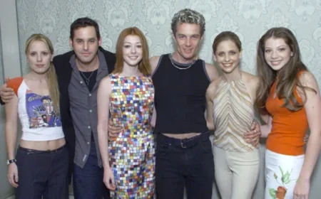 Sarah Michelle Gellar and Buffy Cast Honor Legacy
