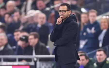 Liam Rosenior Reflects on Disappointing Defeat, Chelsea Fans’ Reaction, and Everton