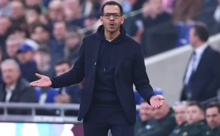 Liam Rosenior Critiques Chelsea’s Defense and Sanchez Errors in Everton Defeat