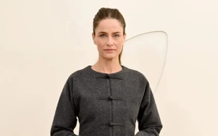 Amanda Peet Announces Her Breast Cancer Diagnosis