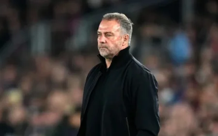 Flick Analyzes Key Players Before Barcelona vs Rayo Vallecano Clash