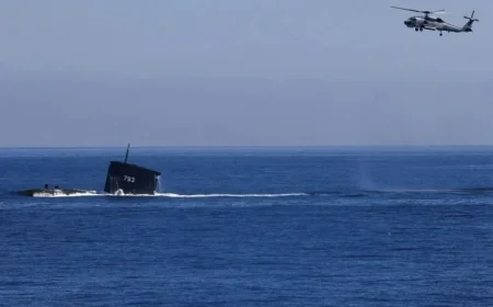 Hms Anson Poised Near Strait of Hormuz: 5 Strategic Questions After a Submarine Arrival