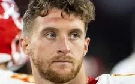 Andy Reid: Chiefs Re-Sign 71-Game Veteran Jack Cochrane in Free Agency