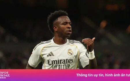 Real Survives 3:2 Derby: Red Card Drama, Vini Double and a Tense Title Chase