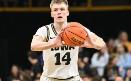 NHL Writer Jessi Pierce Dies in House Fire; Tributes Pour In