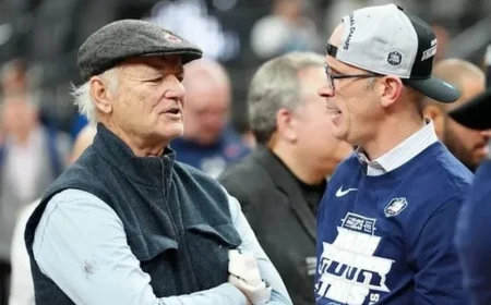 Bill Murray in the stands, a father in the spotlight at UConn’s March Madness night