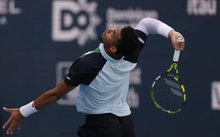 Tsitsipas Faces Arthur Fils in ATP Miami Day 5 Showdown