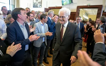 Lionel Jospin: Socialiste au destin foudroyé — Political class pays tribute after sudden death