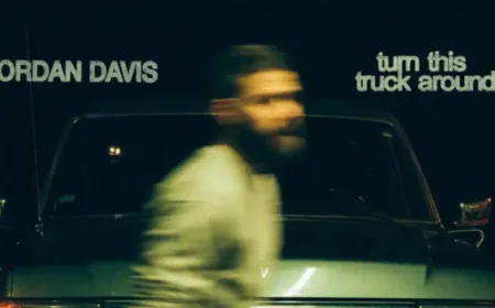 Jordan Davis: No. 1 Radio Single and Arena Runs Expose a Commercial Contradiction