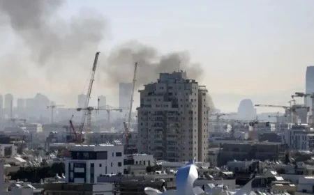 Iran News: Tel Aviv Rubble and an Overnight Escalation — Lives Caught Between Strikes and Strategy